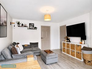 Sitting room- click for photo gallery